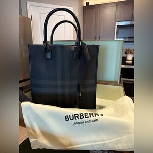 Burberry Slim Denny Tote